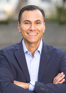 Dr. Edgar Montes Dr. Edgar Montes